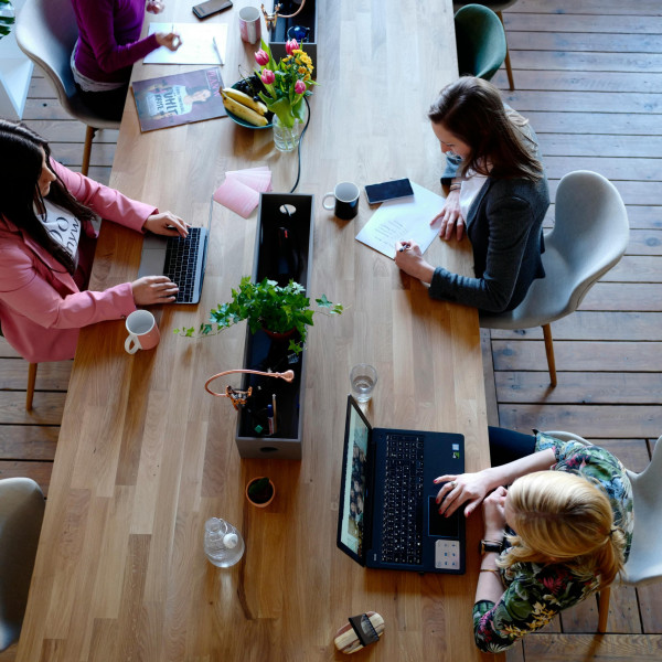 Women in Coworking: Empowerment, Collaboration, and Breaking Barriers